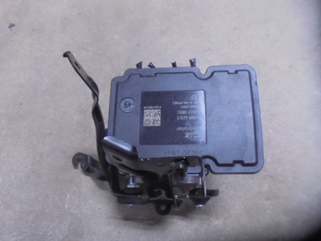 ZE2 インサイト ABS アクチュエーター 1902-6282拍卖