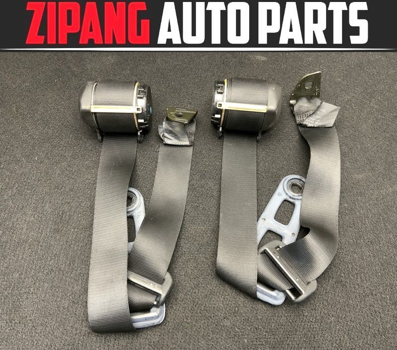 MB166 W124 E320T 後期 リア 3列目 リア シートベルト 左右セット ◆ブラック系/124 860 2885 ▲割れ有り ★動作OK ○拍卖