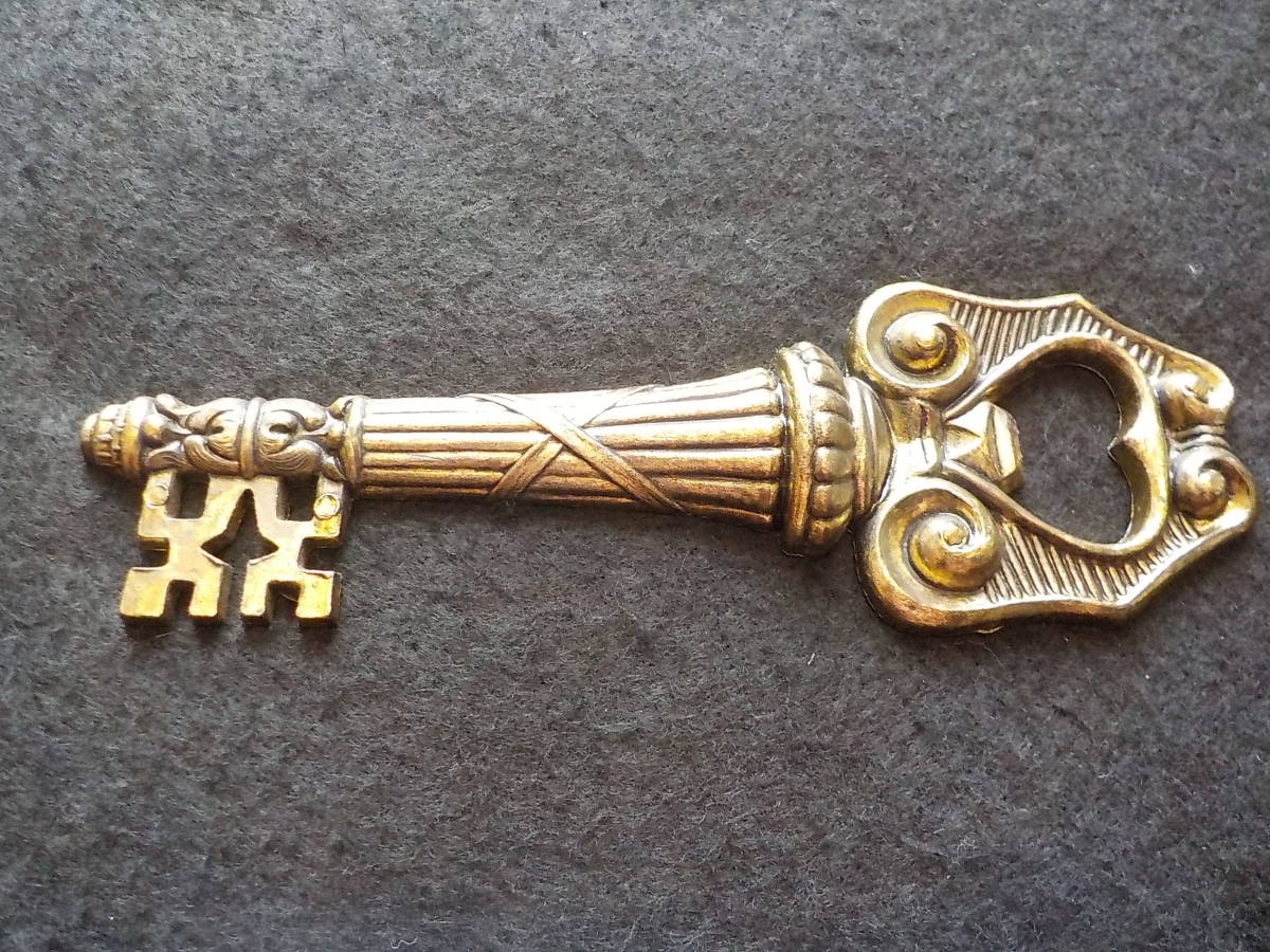 ★イタリア製★鍵★キー★金属製★お土産品?★栓抜き★オープナー★拍卖