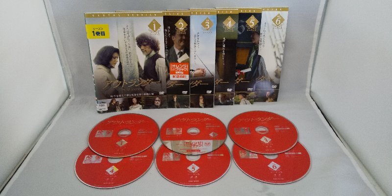 090-2697送料無料 アウトランダー シーズン3 全6巻 ※ジャケット背と角に折れ,ディスクにキズあり レンタル版拍卖