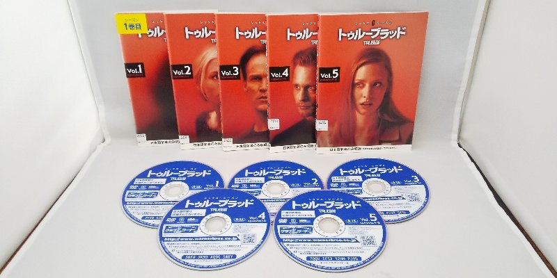 090-2772 送料無料 トゥルーブラッド シックス・シーズン 全5巻 ディスクにキズ有り レンタル版 ジャケットとディスクのみ拍卖