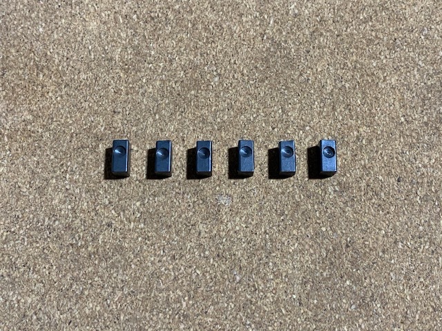 【パーツ売り】★NOBRAND★トレモロブリッジサドル クランプ★PT-124拍卖