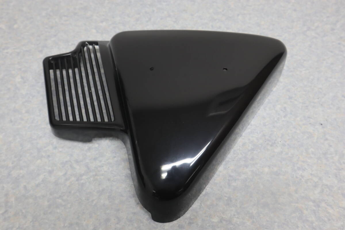 ついに登場!純正廃盤 リプロダクション GS400L 純正再現 サイドカバー 左 9拍卖