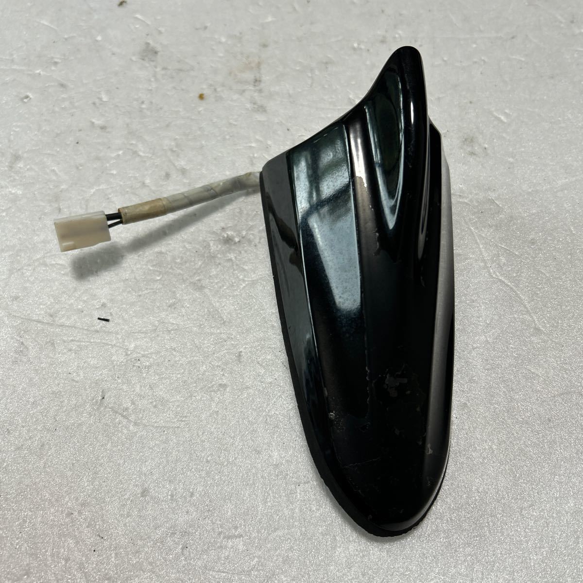 252 トヨタ ZVW 30 プリウス ツーリング ドルフィン アンテナ M-252拍卖