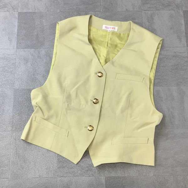 デッドストック 未使用品 YUKI TORII ユキトリイ 金ボタン ゴールドボタン ベスト レディース 大きいサイズ 13号 XL ピスタチオカラー拍卖