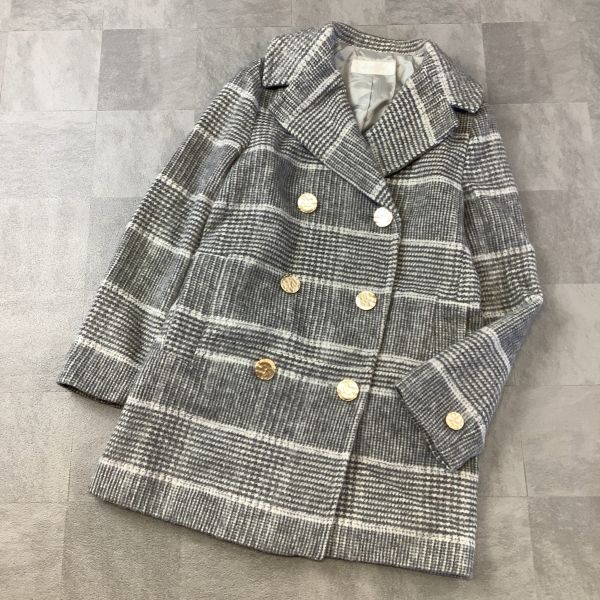 美品 DOCLASSE ドゥークラッセ 金ボタン ゴールドボタン 千鳥チェック コート レディース 7号 Sサイズ グレー拍卖