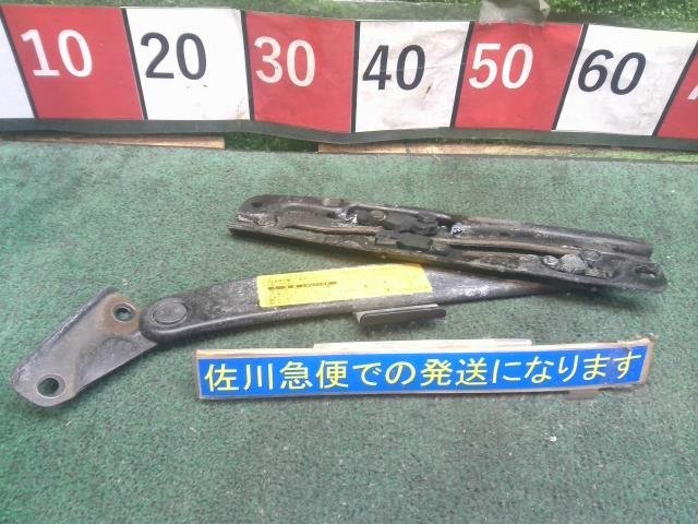 トヨタ 95プラド 90系 ランクル プラド ワイドTX KZJ95W リア ゲート ドア ストッパー 錆び有り 動作OK拍卖