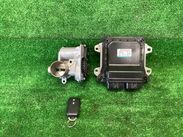 ワゴンR 5AA-MH95S スロットルボディ ハイブリッドFX ZWY 13400-59S00拍卖