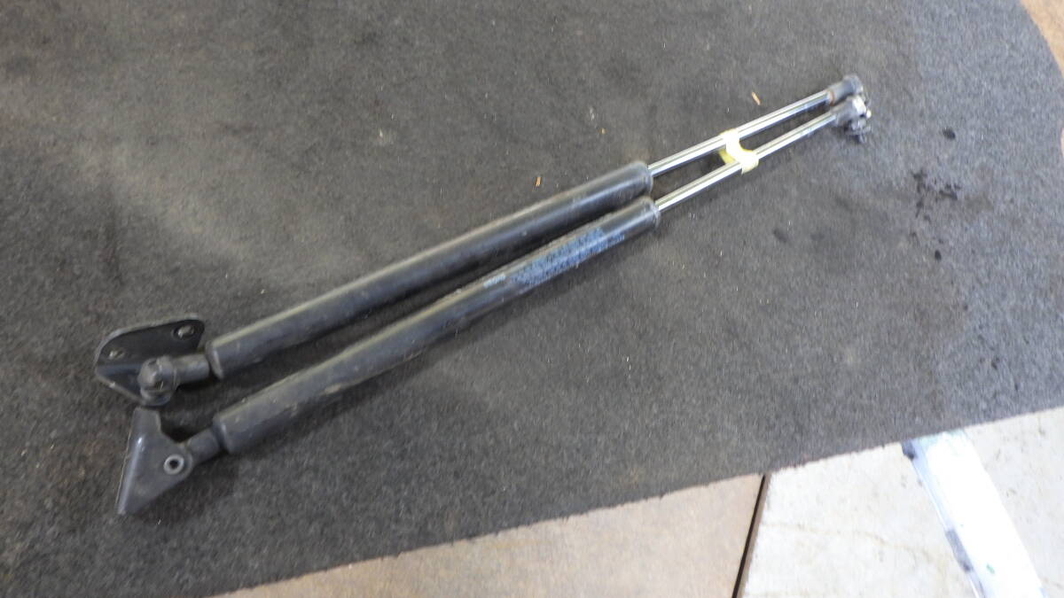 @046 即決! JC1 ライフ リアゲートダンパー拍卖