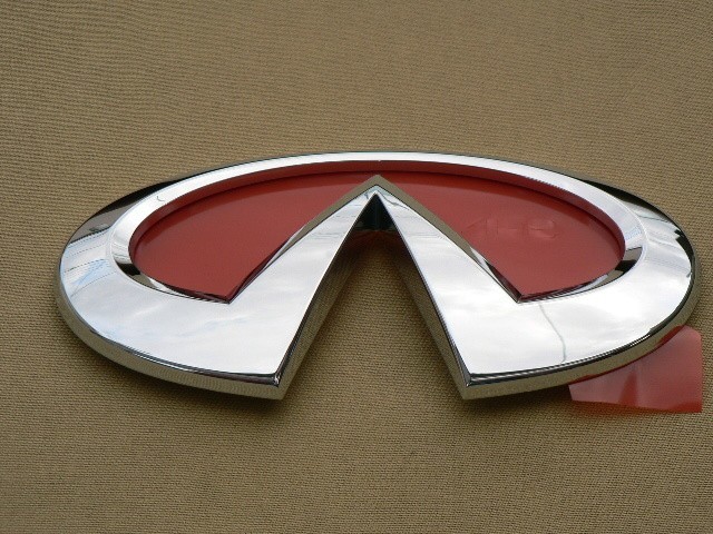 インフィニティ マーク フロント エンブレム 純正 部品 INFINITI NISSAN PARTS EMBLEM 日産 純正 90 mm x 183 mm フロント拍卖
