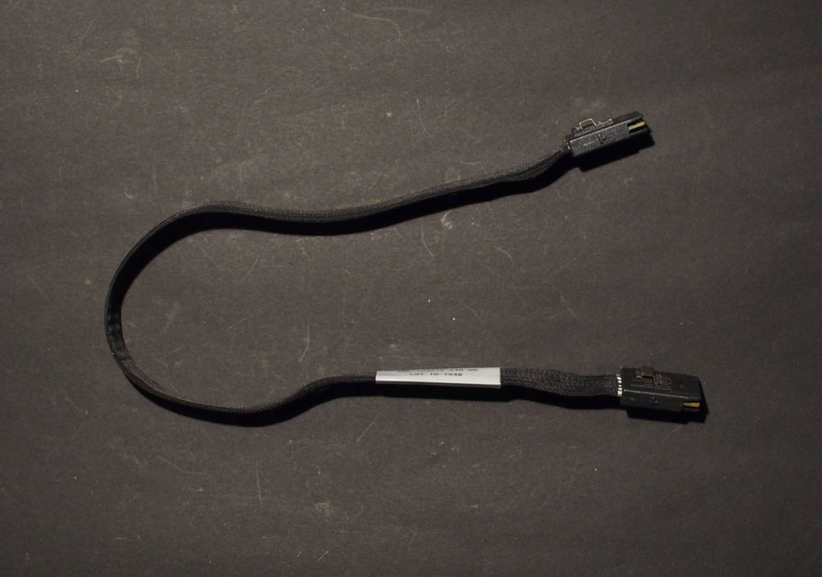 mini-SAS ケーブル 45cm (SFF-8087)拍卖