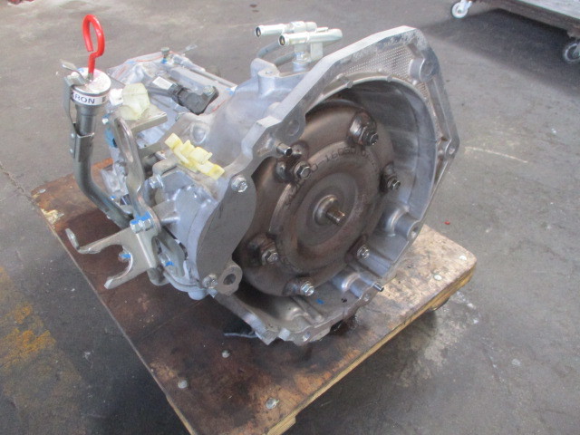 スズキ エブリィワゴン PZターボ DA17W トランスミッション 4AT 20002-64PJ1 *個人宅配送不可*拍卖