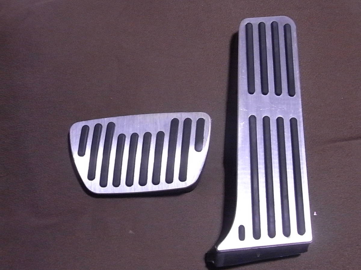 シンプルなロゴ無しデザイン◆ ペダルカバーセット シルバー アルミ製 自動車 トヨタ RAV4 AXAH54系 内装 ドレスアップ 拍卖