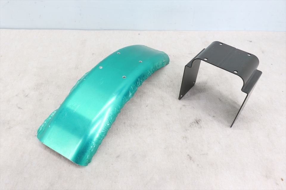 326869 SR400 フロントフェンダー アルミ フラットフェンダー 未使用品 汎用品 加工素材としても?拍卖