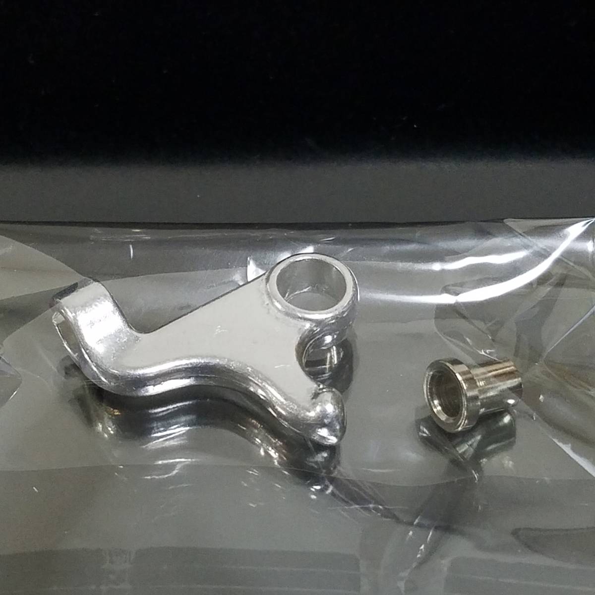 New Old Stock (NOS) DIA-COMPE GRAN-COMPE BRAKE PARTS 「割り入り ケーブルハンガー」未使用品 ヴィンテージ拍卖