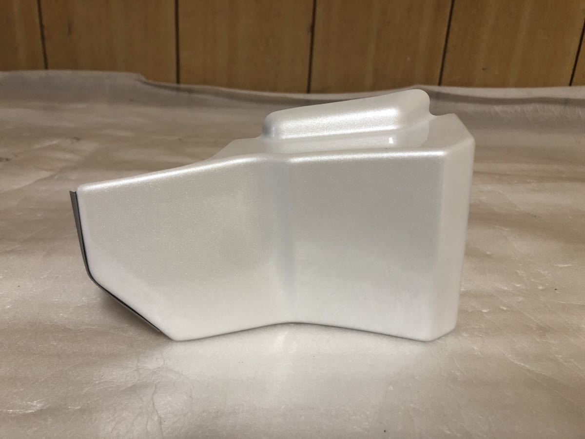 新品未使用!モデリスタ!レクサス NX 20系 純正 左フェンダー サイドスカート ホワイトパール系 76922-AZ200 美品!拍卖