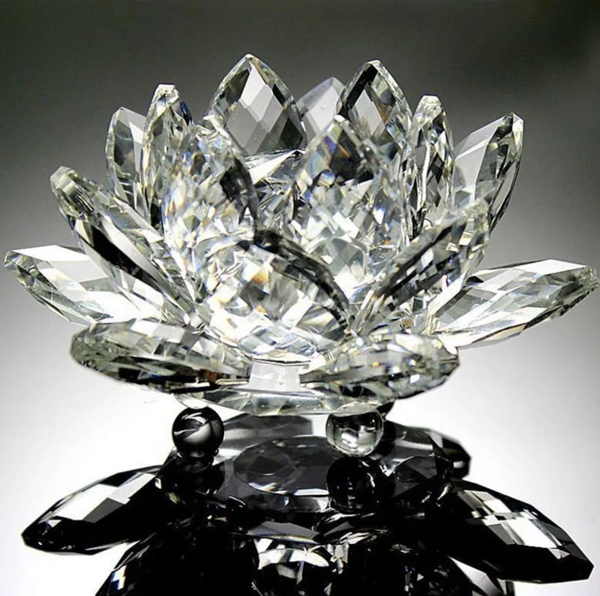 水晶 蓮の華 ガラス カラー多数 80mm 工芸 蓮子 花 置物 装飾 文鎮 小物 綺麗 美しい インテリア ペーパーウェイト クリスタルガラhxt0020拍卖