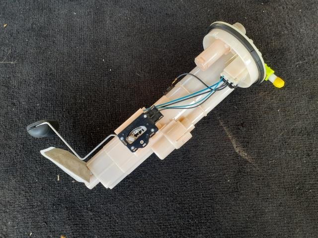 48,649km 構内走行テストOK キャリィ トラック KC EBD-DA16T フューエルポンプ 燃料ポンプ 15100-82M01 15100-56831 R06A 2WD マニュアル車拍卖