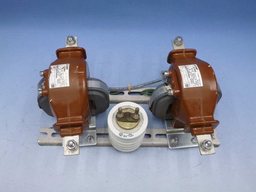 三菱電機 計器用高圧変流器 CD-40NA 75/5A 2016年製 中古現状渡し拍卖