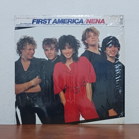 帯付LP/ ネーナ☆NENA「FIRST AMERICA / 99 LUFTBALLONS」シュリンク残 / ロックバルーンは99 ?(クエスチョンマーク) 夢を見ただけ拍卖