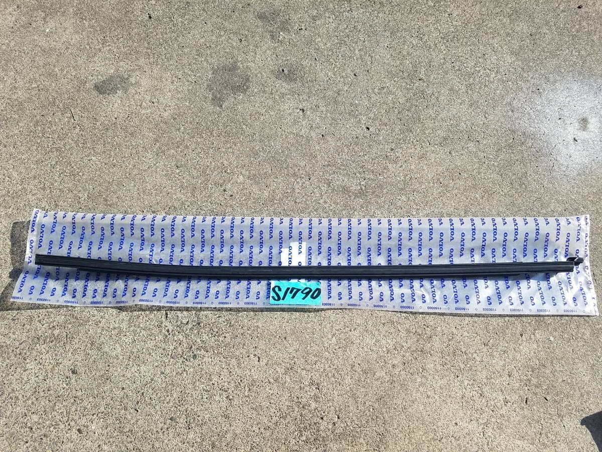 【未使用品】VOLVO ボルボ XC90 純正 リアドア ストリップ トリム 左 31479471 31845555 S1790拍卖