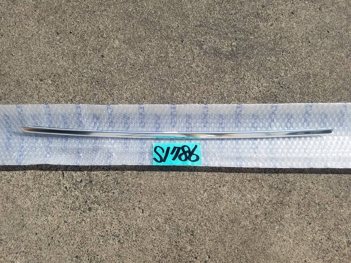 【未使用品】VOLVO ボルボ V40 純正 リアドアストリップ ドアモールディング 左 31479516 S1786拍卖
