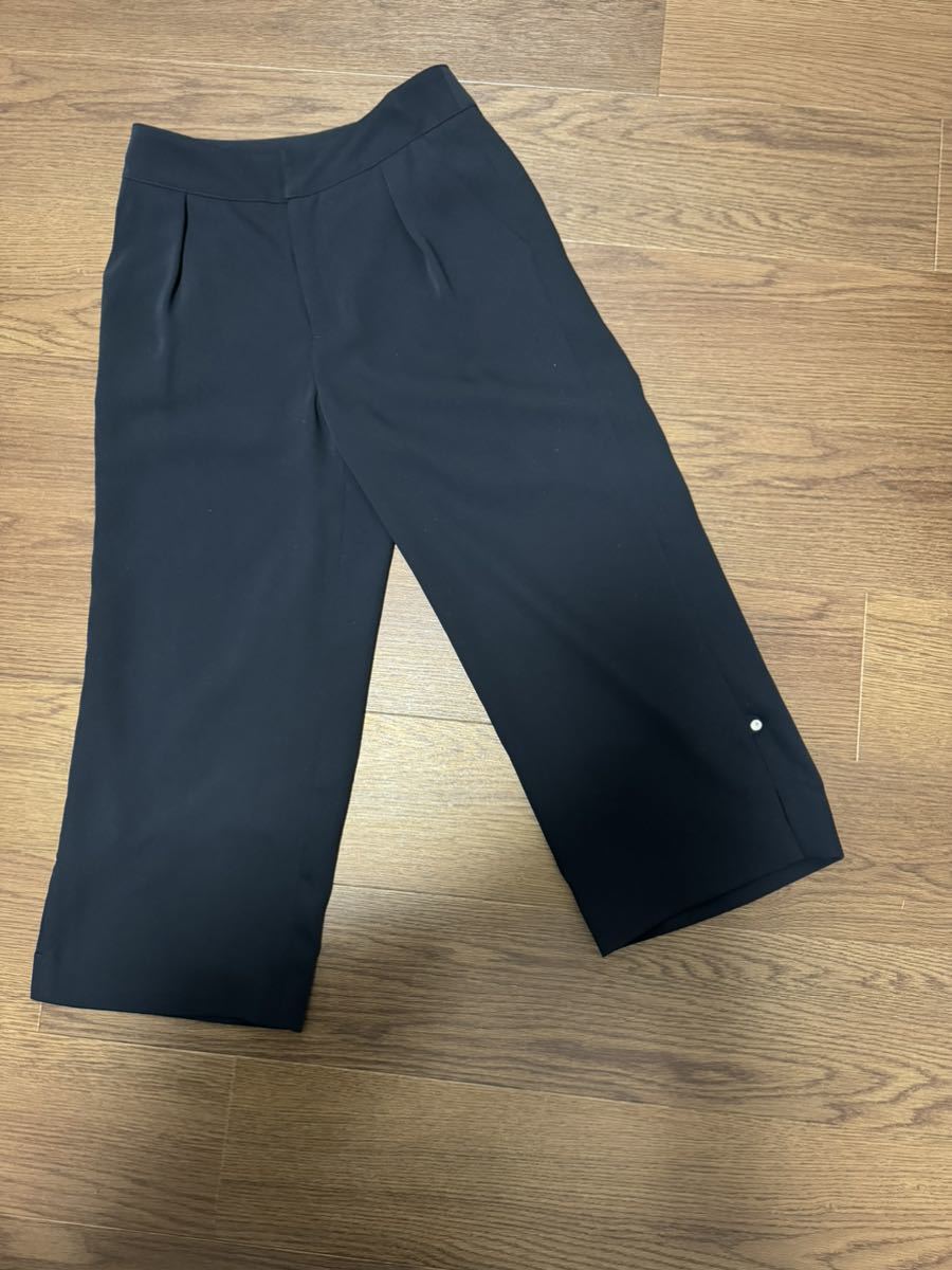 ビアッジョブルーすそラインストーンワイドクロプトパンツ0サイズ5号ネイビー拍卖