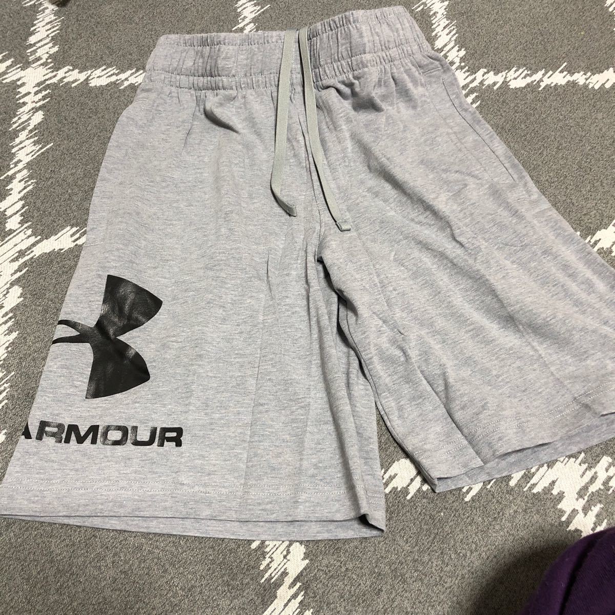 アンダーアーマー ハーフパンツ新品M拍卖