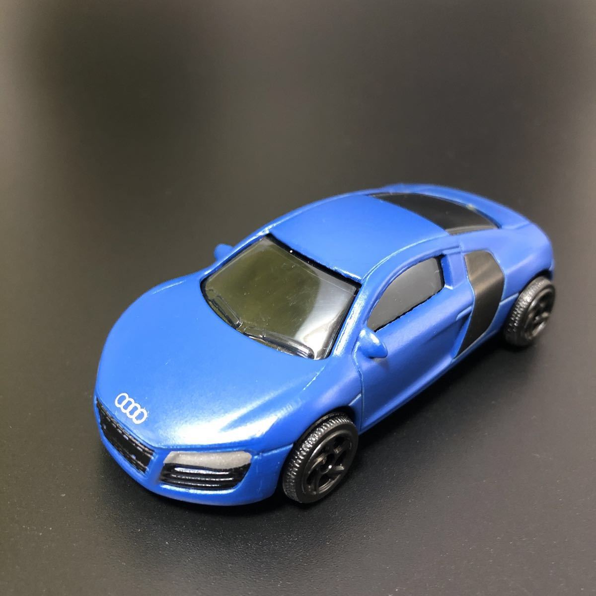マジョレット アウディ R8 トミカ寸拍卖
