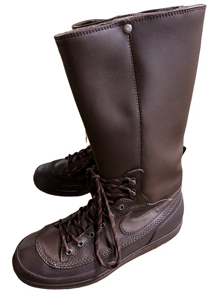 新品、レア! NIKE ナイキ WMNS STORM WARRIOR HI ストームウォーリア ハイ 赤茶 24.5cm マグマ アプローチ ラバドーム ブーツ トレッキング拍卖
