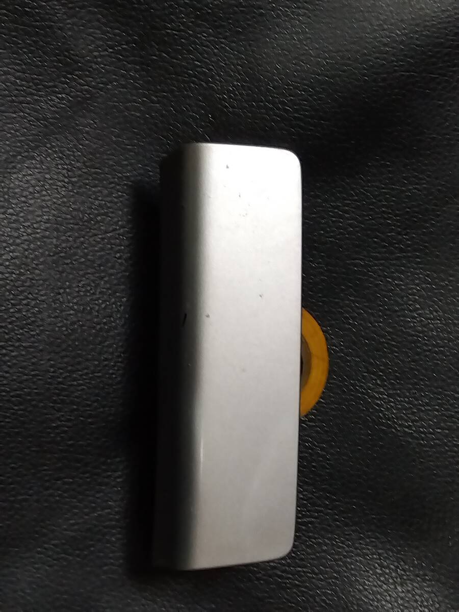 スズキKEIスポーツ Fバンパーカバー トーイングフックカバー・牽引フックカバー カラー№ Z2S シルバー 中古 71713-82G00-Z2S拍卖