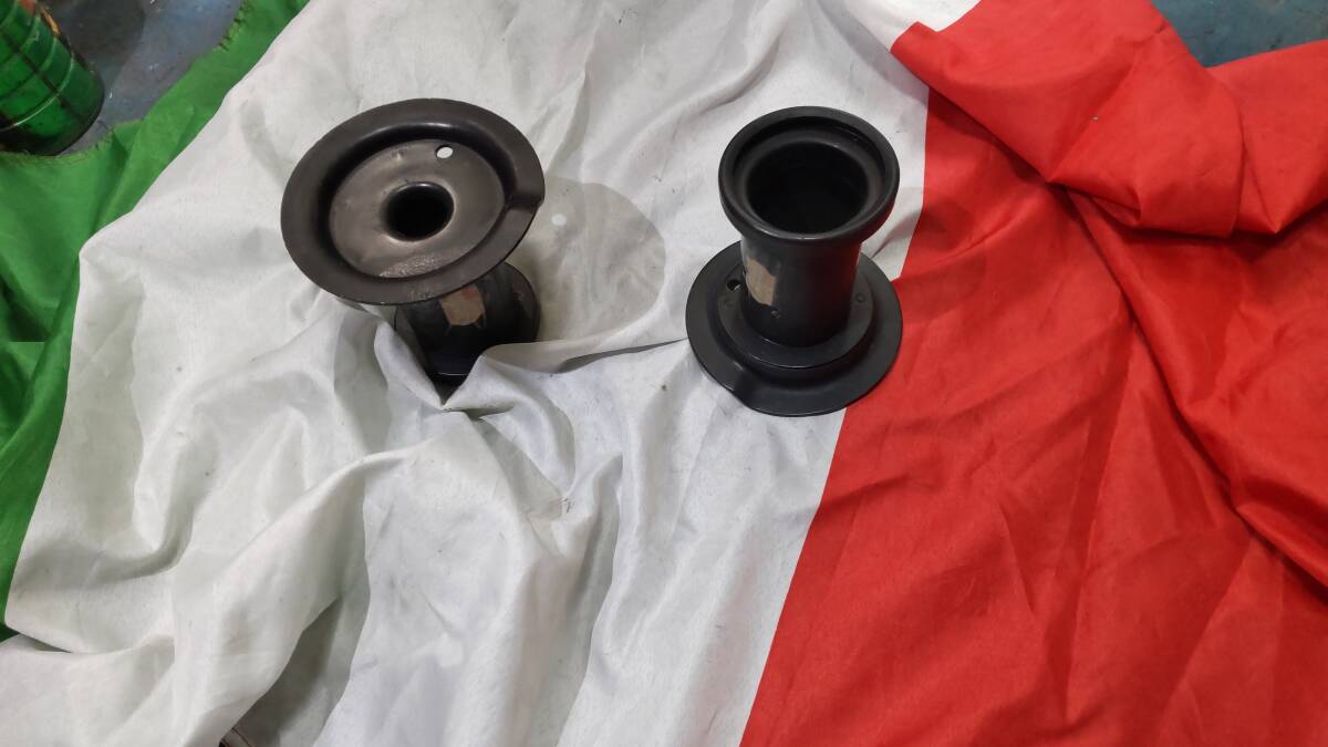 アウトビアンキA112ストラットアッパーカラー2個セット4202854フィアット純正品新品拍卖