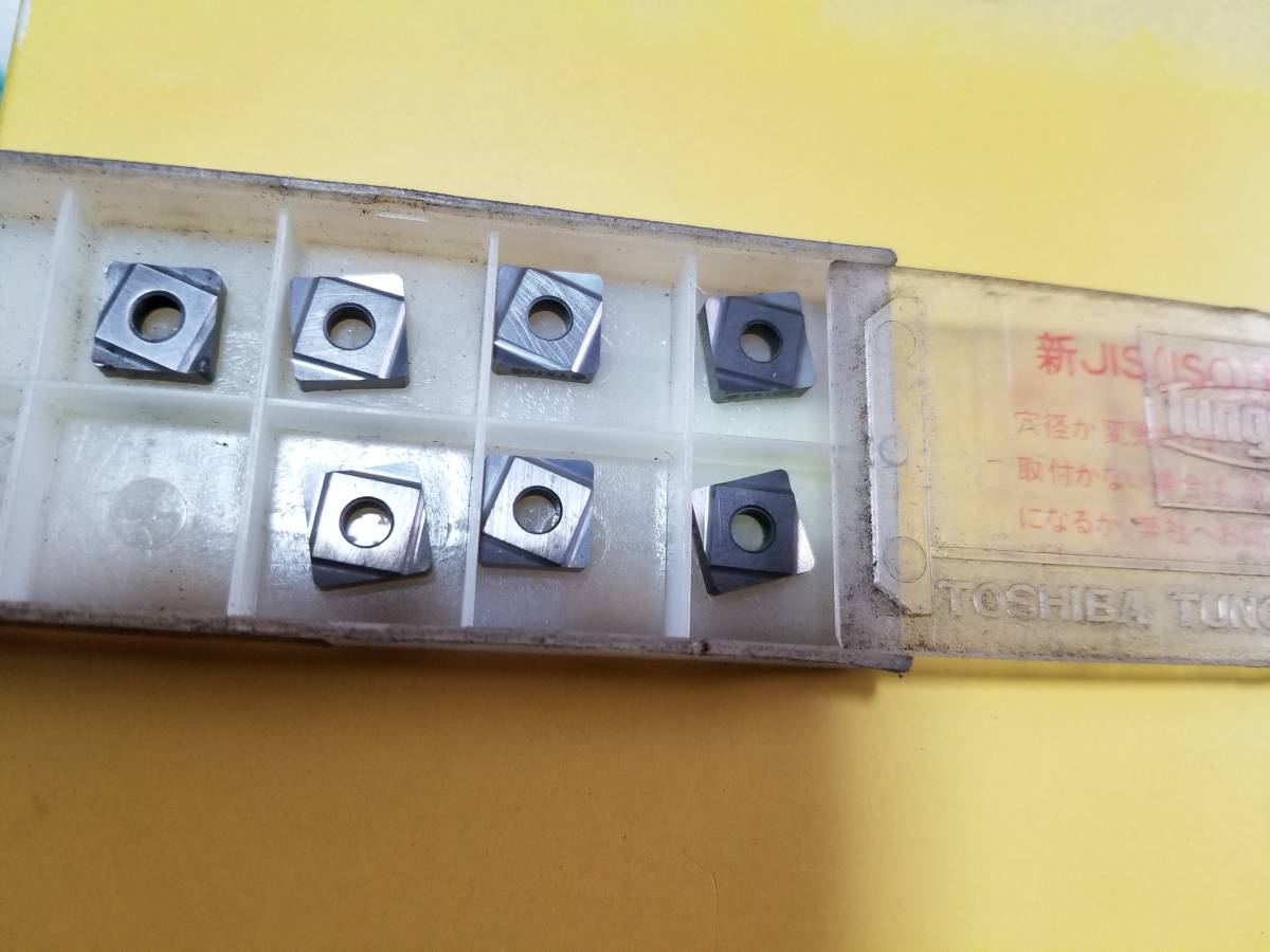 新品タンガロイ【TUNGALOY】SNGG322RW チップ【6個】 拍卖