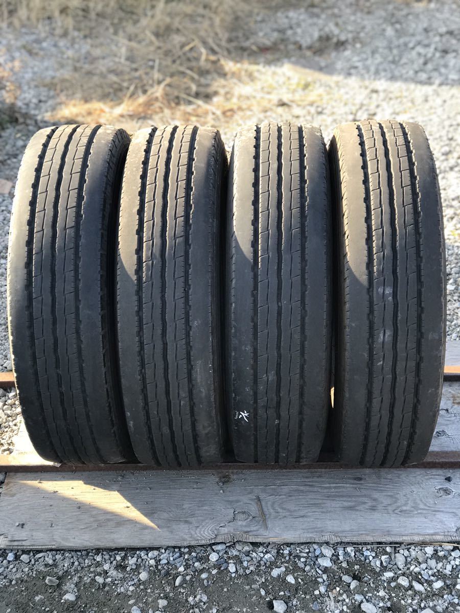 3023 ヨコハマ 215/70R17.5 4本セット拍卖