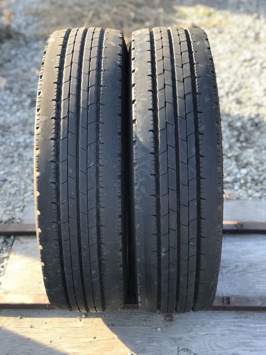 3024 ダンロップ 215/70R17.5 2本セット拍卖