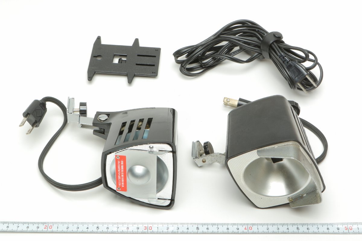 【発光確認済】 2個セット LPL エルピーエル BROM CINE LIGHT 650 DELUXE ブロムシネライト デラックス 100v 650w 箱付 c0122拍卖