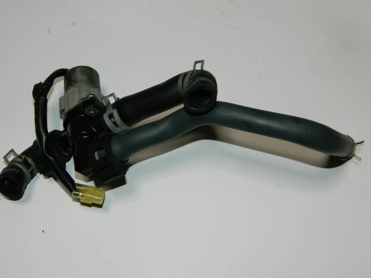 e40128 FZ1フェザー リーザーバルブ、ブローバイバルブ RN17、逆車、FAZER 0拍卖