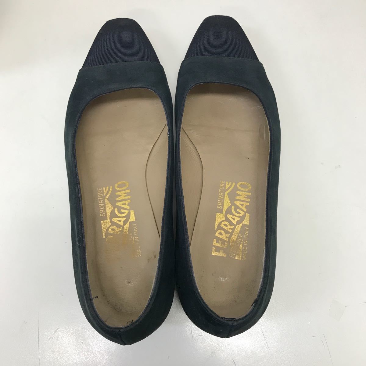 35019 0216Y Salvatore Ferragamo サルヴァトーレ フェラガモ パンプス サイズ表記5 踵部分はがれ拍卖