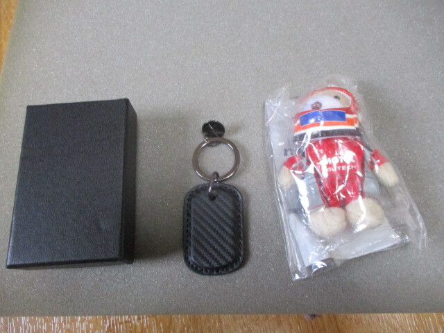 非売品・ニスモ・カーボン調メタルキーホルダー・キーリング&GTベアマスコット 未使用 スカイライン・スーパーGT・ジャケット拍卖