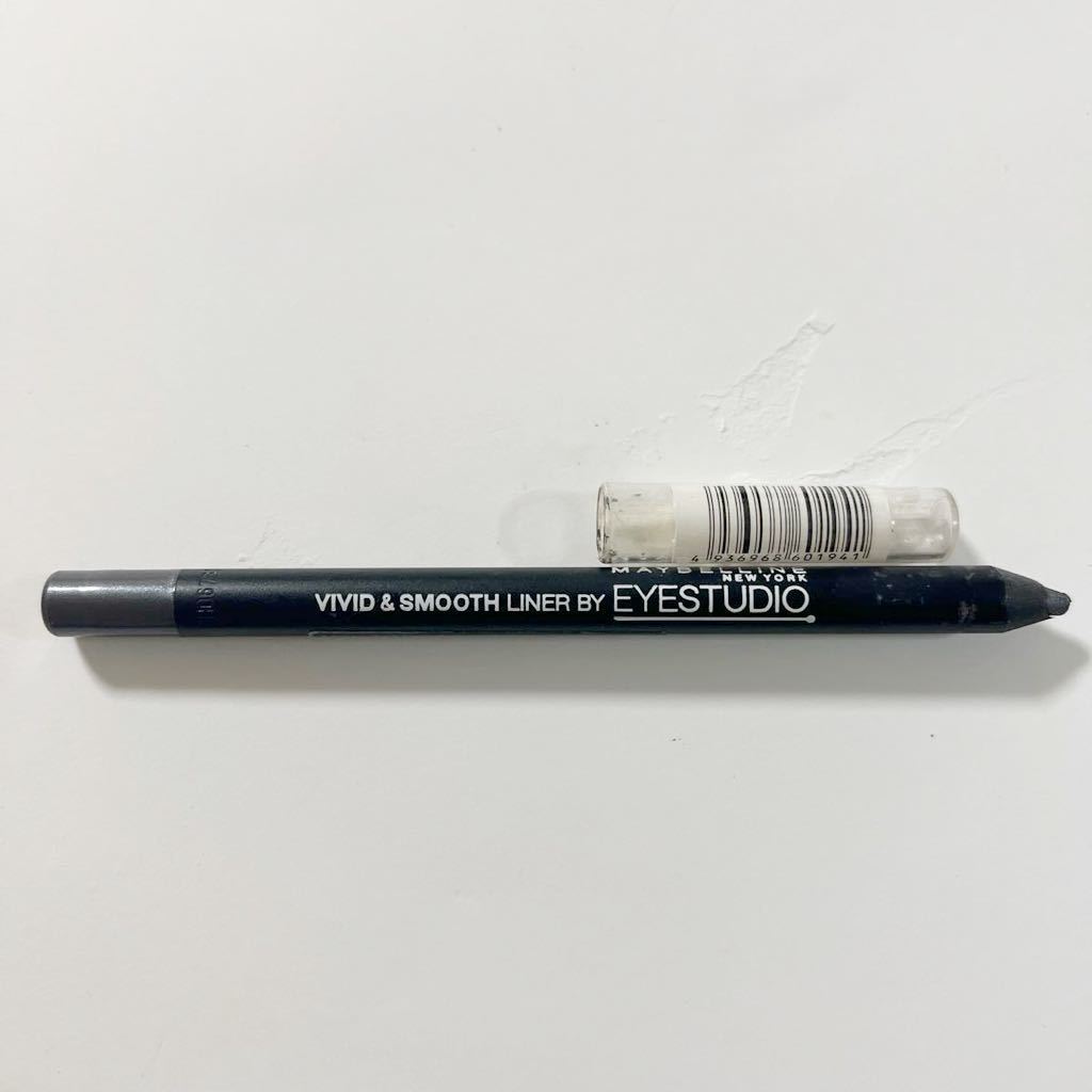 メイベリン・アイステュデュオ ペンシルアイライナー・アイライナーペンシル・09・メタリックシルバー・定価880円②拍卖
