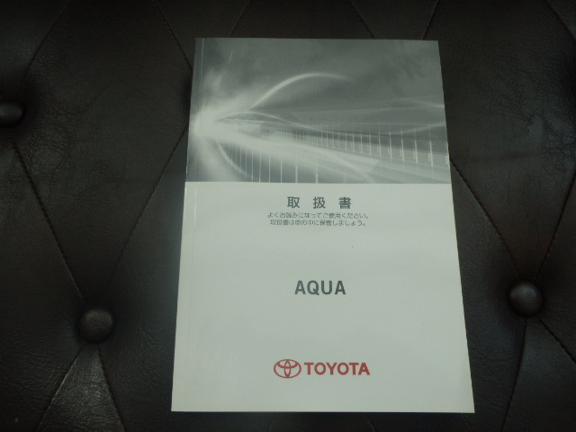 TOYOTA AQUA 取扱説明書 トヨタ アクア R2022-00131拍卖