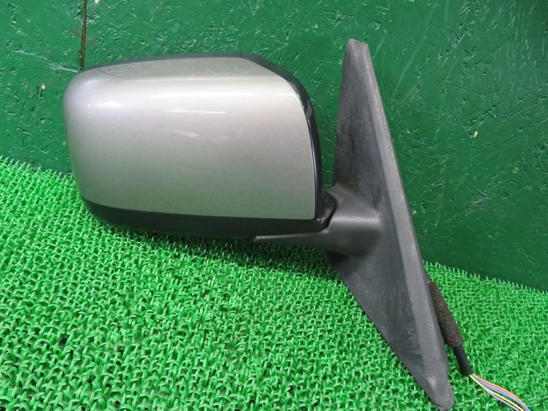 『psi』 日産 C26 セレナ 右ドアミラー 電動格納式 K51 シルバー H22年式拍卖