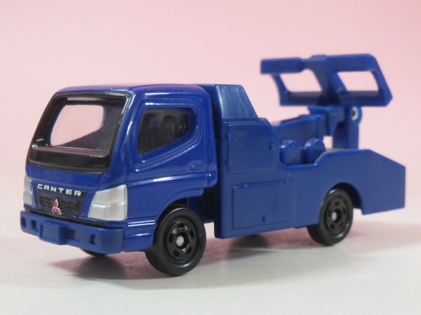 67163■トミカ 2 三菱 ふそう キャンター レッカー車  青拍卖