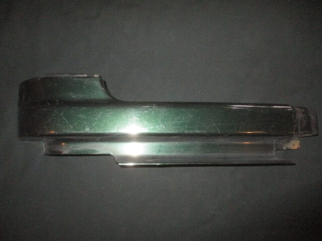 ■ランドローバー ディスカバリー ライト下 アンダーパネル 右 中古 BTR4590 部品取あり ヘッドライトフィニッシャーパネル ロアトリム■拍卖