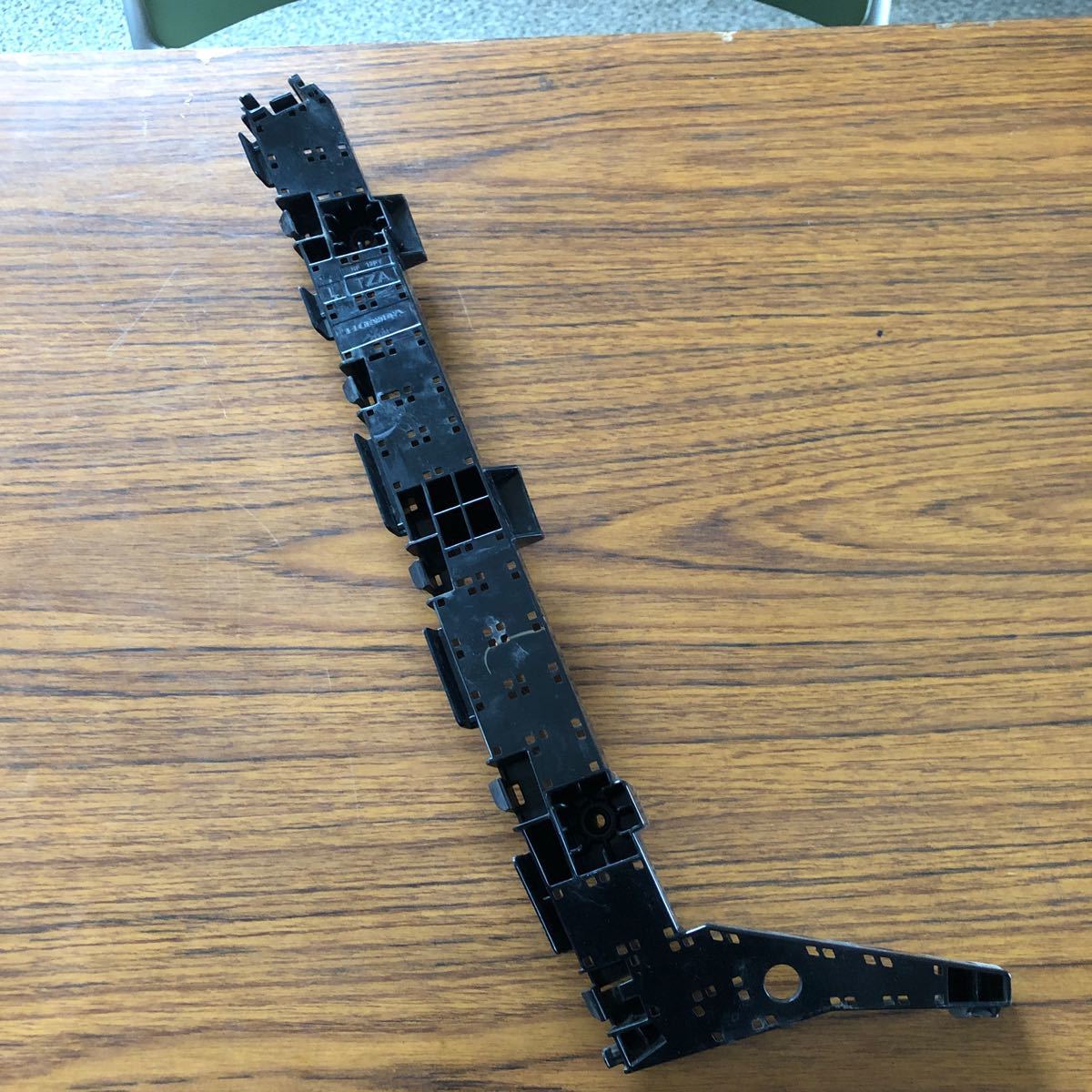 【GR1フィット】リアバンパーリテーナー左拍卖