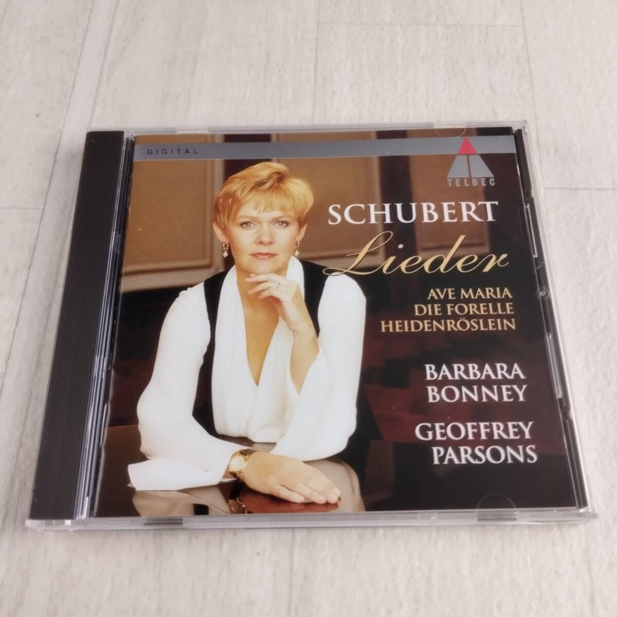 1MC11 CD バーバラ・ボニー ジェフリー・パーソンズ アヴェ・マリア 野ばら シューベルトを歌う拍卖