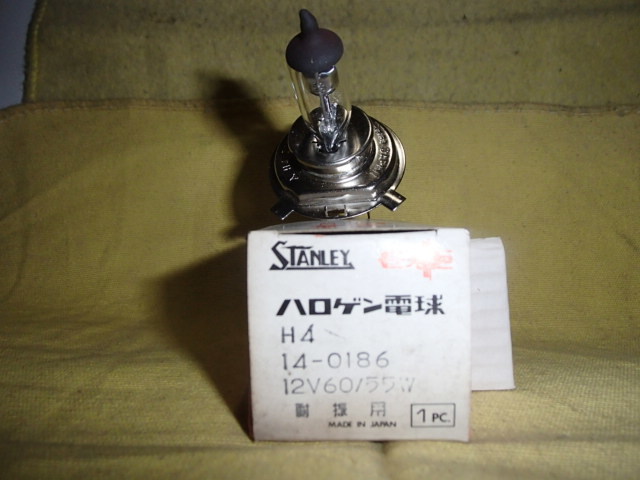 ☆☆別特価格商品☆・H4・STANLEY ☆耐振☆ スタンレーヘッドライト球 12V60/55W ☆拍卖