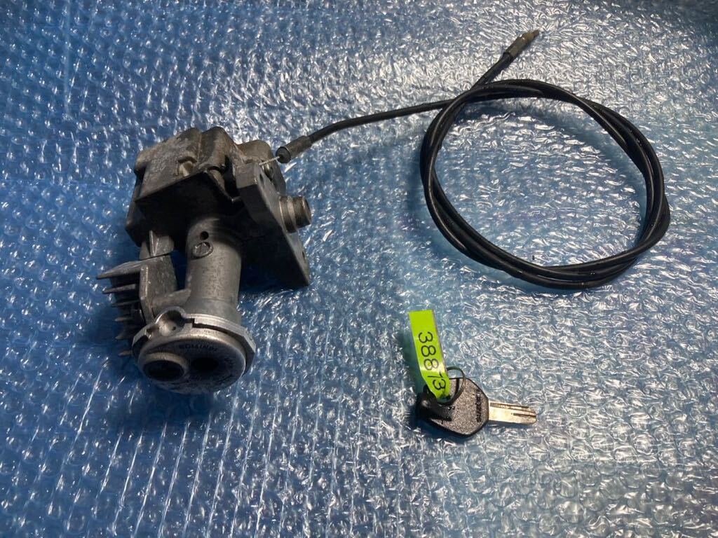 3090■ アドレスV50 CA44A 純正 メインキー 鍵 ジャンク品※拍卖