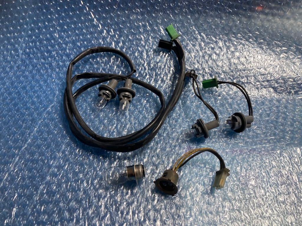 3117■ ヴェルデ CA1MB ソケット フロント リア ウインカー 電球拍卖