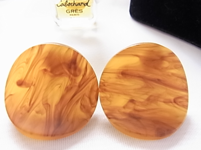 ビンテージ/ヴィンテージ 大きめデザイン カーブしている円形 湾曲デザイン べっ甲調ブラウントーン柄模様 イヤリング☆拍卖